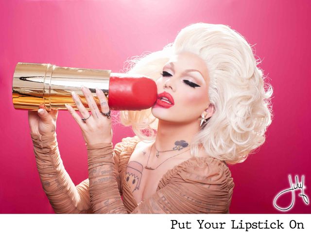 Put Your Lipstick On — photographie pop art par Jihef
